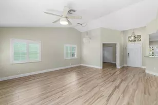 1215 E Lancewood Pl, Delray Beach, FL 33445 - Photo 9