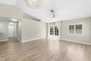 1215 E Lancewood Pl, Delray Beach, FL 33445 - Photo 11