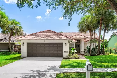 1215 E Lancewood Place, Delray Beach, FL 33445 - Photo 1