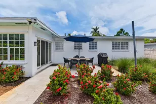 4795 NE 18th Ave, Oakland Park, FL 33334 - Photo 7