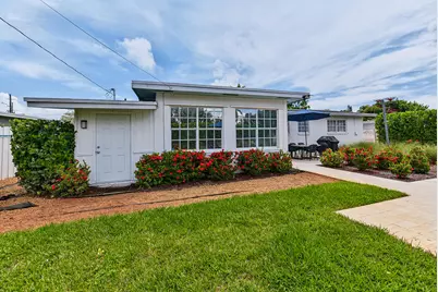 4795 NE 18th Avenue, Oakland Park, FL 33334 - Photo 9