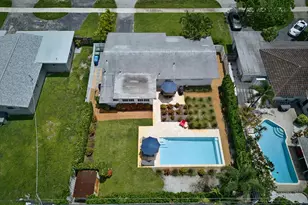 4795 NE 18th Ave, Oakland Park, FL 33334 - Photo 5