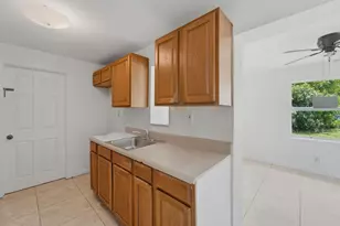 1500 W 13th Street W, Riviera Beach, FL 33404 - Photo 7