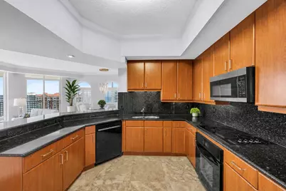 100 S Birch Road #2705D, Fort Lauderdale, FL 33316 - Photo 11