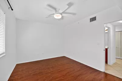 6511 Emerald Dunes Drive #304, West Palm Beach, FL 33411 - Photo 37
