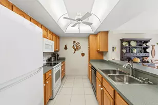1600 NE Dixie Hwy, Jensen Beach, FL 34957 - Photo 11