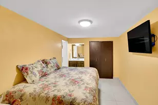 1670 NW 121st St, North Miami, FL 33167 - Photo 27