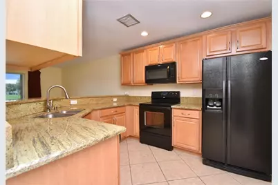 8982 Chambers Street, Tamarac, FL 33321 - Photo 9