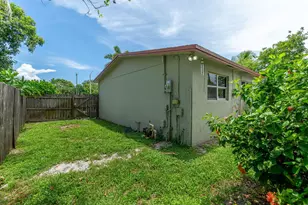 2831 N Seacrest Blvd, Boynton Beach, FL 33435 - Photo 27