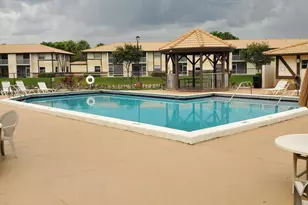 2337 NW 89th Dr, Coral Springs, FL 33065 - Photo 5
