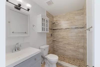 2831 N Seacrest Boulevard #B, Boynton Beach, FL 33435 - Photo 5