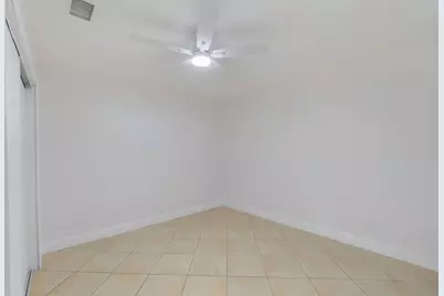 2831 N Seacrest Boulevard, Boynton Beach, FL 33435 - Photo 33
