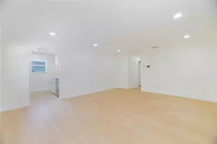 2831 N Seacrest Blvd, Boynton Beach, FL 33435 - Photo 11
