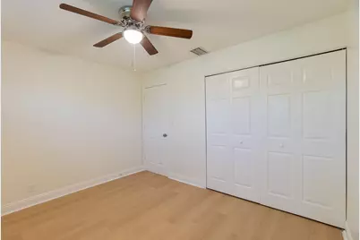 2831 N Seacrest Boulevard, Boynton Beach, FL 33435 - Photo 23