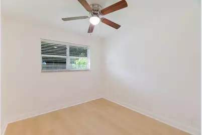 2831 N Seacrest Boulevard, Boynton Beach, FL 33435 - Photo 19