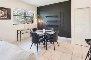 10473 NW 82nd St, Doral, FL 33178 - Photo 5