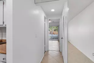 126 Norwich F, West Palm Beach, FL 33417 - Photo 27