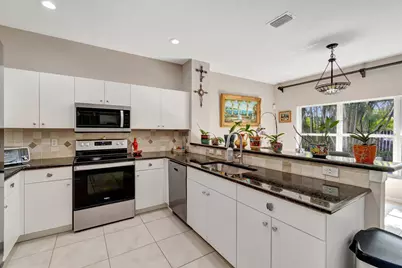 6788 Hendry Drive, Lake Worth, FL 33463 - Photo 9