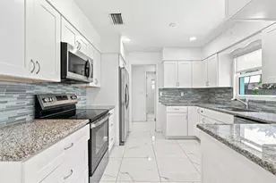 1935 Cypress Ave, Fort Pierce, FL 34949 - Photo 9