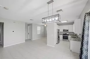 841 Bent Creek Dr, Fort Pierce, FL 34947 - Photo 13