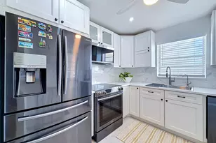2121 NE 68th St, Fort Lauderdale, FL 33308 - Photo 29