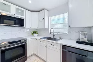 2121 NE 68th St, Fort Lauderdale, FL 33308 - Photo 31
