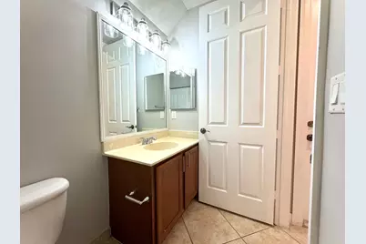 499 Corte Madera Lane #4, West Palm Beach, FL 33401 - Photo 9