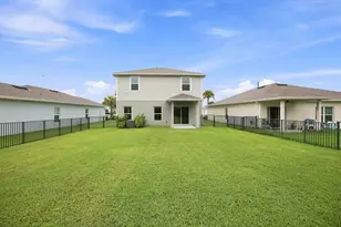 484 Cherimoya St, Fort Pierce, FL 34981 - Photo 13