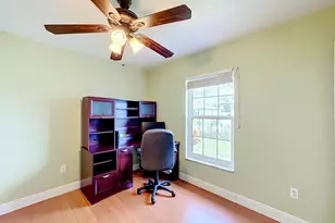 1402 SW Flounder Ln, Port Saint Lucie, FL 34953 - Photo 23