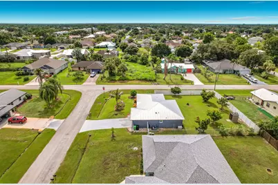 1402 SW Flounder Lane, Port Saint Lucie, FL 34953 - Photo 47