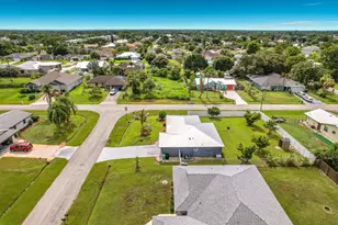 1402 SW Flounder Ln, Port Saint Lucie, FL 34953 - Photo 47