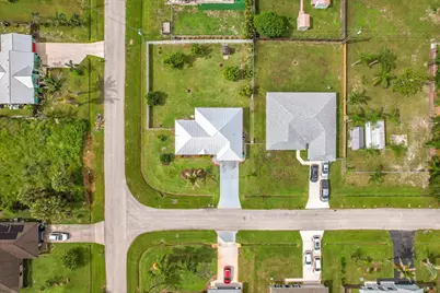 1402 SW Flounder Lane, Port Saint Lucie, FL 34953 - Photo 45