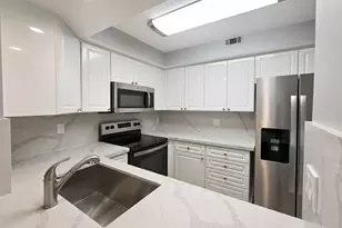 1301 River Reach Dr, Fort Lauderdale, FL 33315 - Photo 9