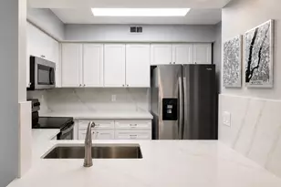 1301 River Reach Dr, Fort Lauderdale, FL 33315 - Photo 5