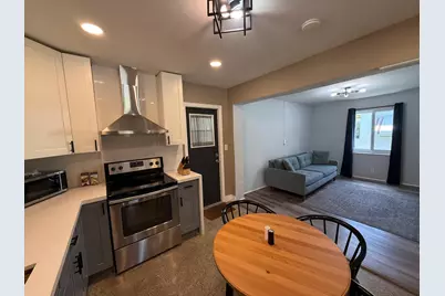 637 SW 2nd Street, Hallandale Beach, FL 33009 - Photo 9