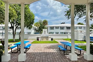 2271 NE 68th St, Fort Lauderdale, FL 33308 - Photo 29