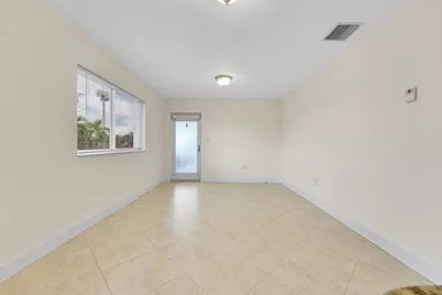 410 SW 15th Street #202, Pompano Beach, FL 33060 - Photo 5
