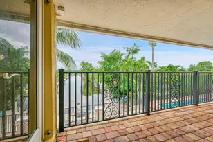 410 SW 15th St, Pompano Beach, FL 33060 - Photo 3