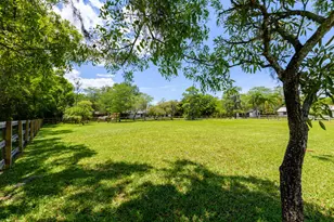 12856 Arrow Wood Dr, Palm Beach Gardens, FL 33418 - Photo 15