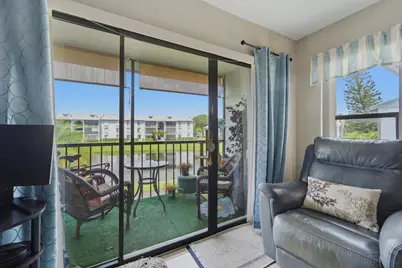 1013 Green Pine Boulevard #C2, West Palm Beach, FL 33409 - Photo 15