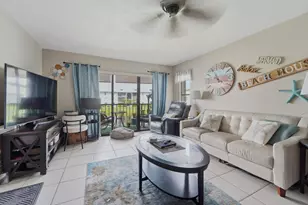 1013 Green Pine Blvd, West Palm Beach, FL 33409 - Photo 5