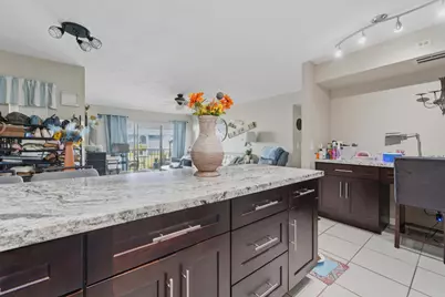 1013 Green Pine Boulevard #C2, West Palm Beach, FL 33409 - Photo 3