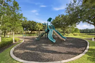 7225 Maidstone Dr, Port Saint Lucie, FL 34986 - Photo 37