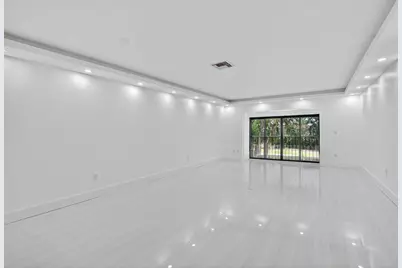 9272 Vista Del Lago #28F, Boca Raton, FL 33428 - Photo 3