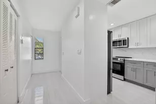 9272 Vista Del Lago, Boca Raton, FL 33428 - Photo 19