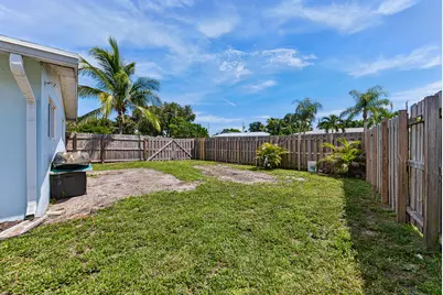 1419 SE 1st Way, Deerfield Beach, FL 33441 - Photo 15
