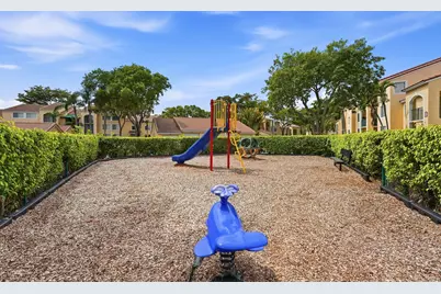 1707 Village Boulevard #108, West Palm Beach, FL 33409 - Photo 27