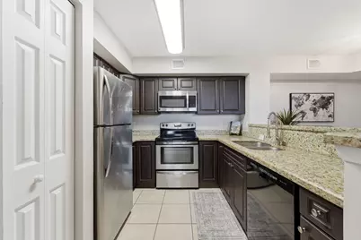 1707 Village Boulevard #108, West Palm Beach, FL 33409 - Photo 11