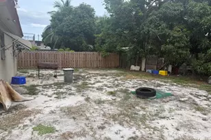 120 NE 12th Ave, Boynton Beach, FL 33435 - Photo 13