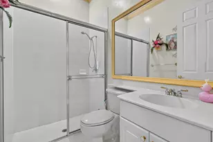 120 Isola Cir, Royal Palm Beach, FL 33411 - Photo 37